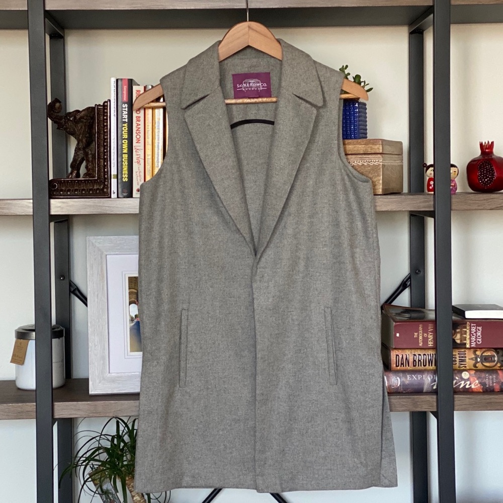 The Savile row co women’s sleeveless jacket